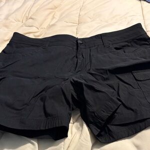 Eddie Bauer Women's Black Cargo Shorts